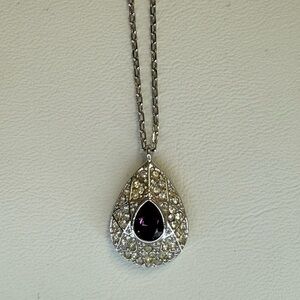 listing-status-banner